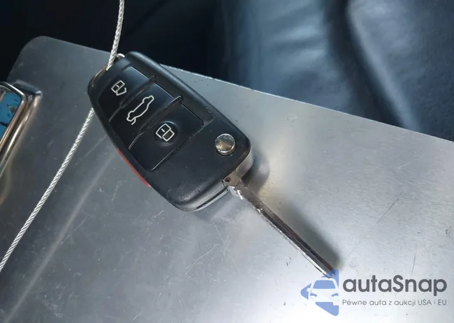 WA1LGAFE2FD024099: 44563478