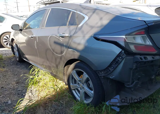 1G1RC6S51HU211263: 44564556