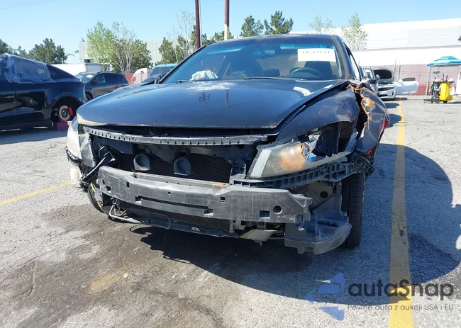 1HGCS12329A019341: 44564144