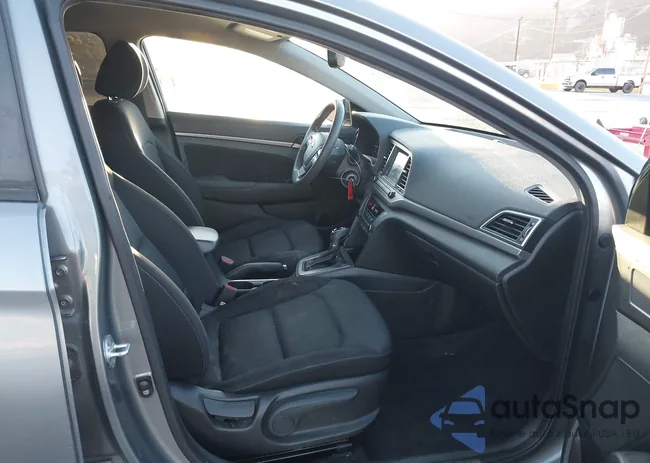 KMHD84LF0JU609919: 44564148