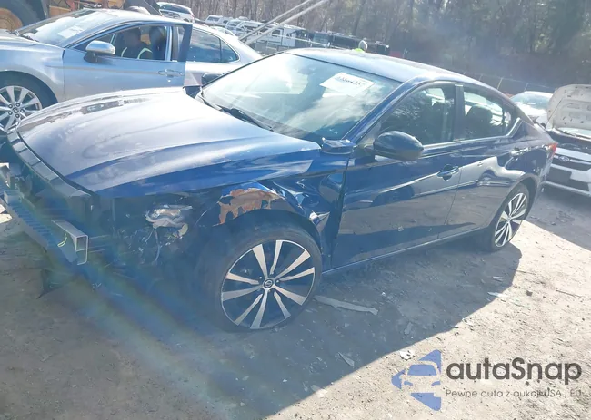 1N4BL4CW6NN319040: 44564357