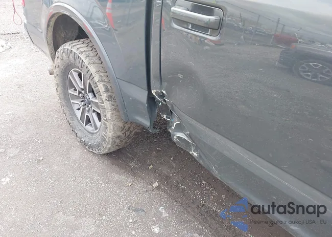 1FTEW1EG8HFB40080: 44564403