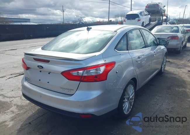 1FADP3J26EL404933: 44564462