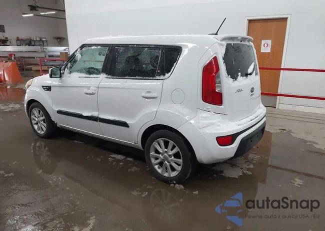 KNDJT2A67C7404256: 44564494