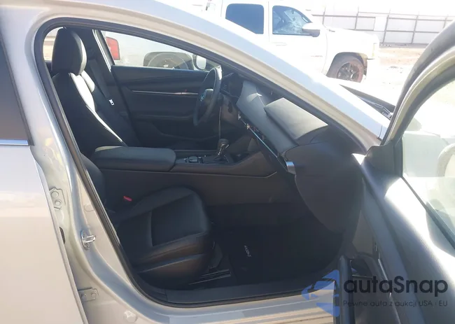 JM1BPAKL6T1858024: 44565569