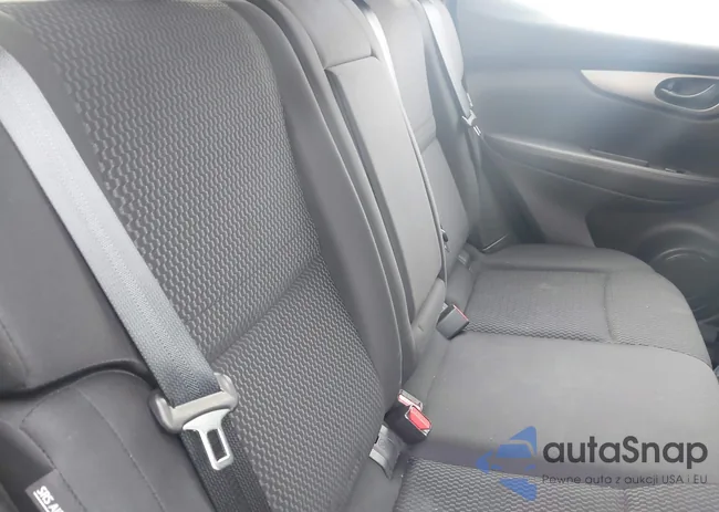 JN1BJ1AW6MW429115: 44565606