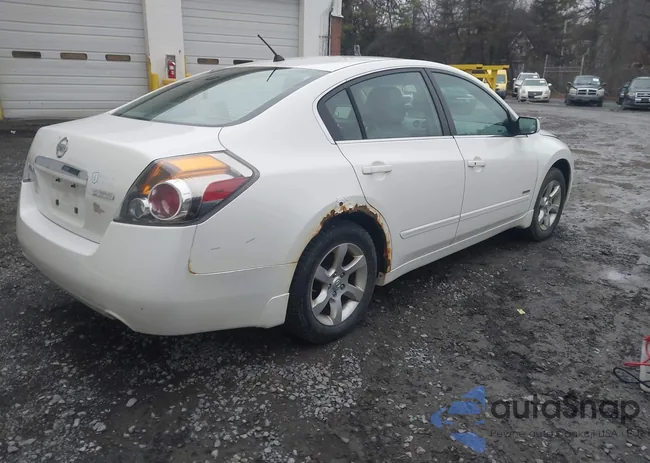 1N4CL21E97C153145: 44565832