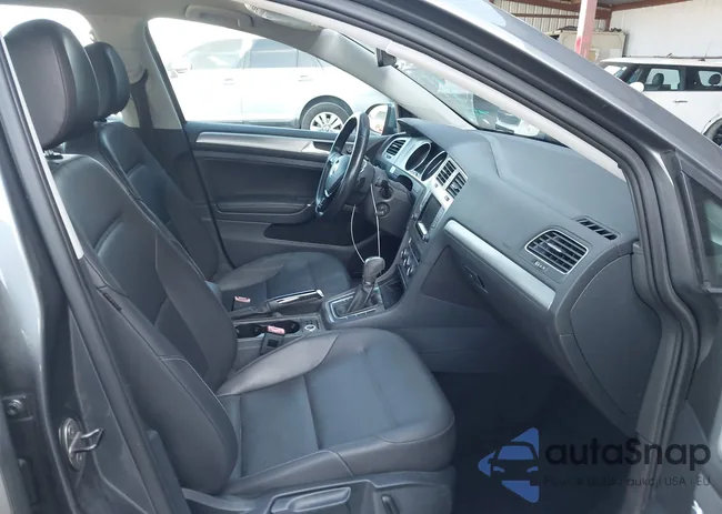 3VW2A7AU4FM082026: 44565853