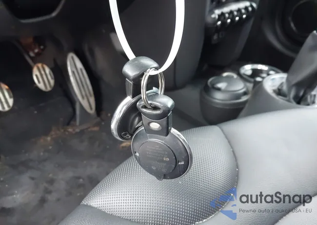 WMWSV3C5XBTY22791: 44565877