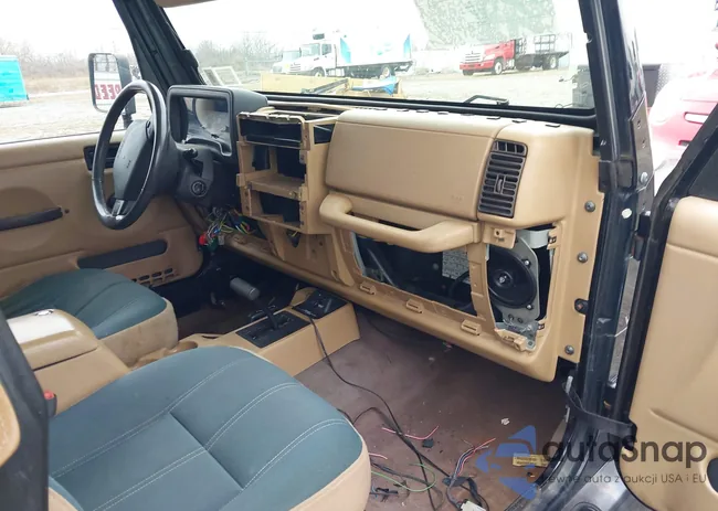 1J4FA59S4YP704983: 44565302