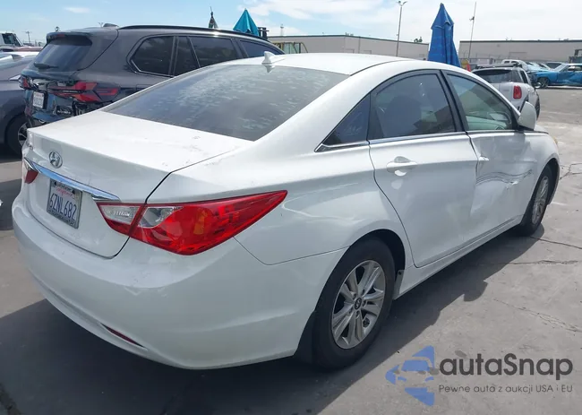 5NPEB4AC8DH689861: 44566663