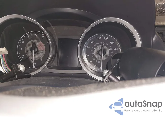 JA32W8FV0BU032918: 44566749