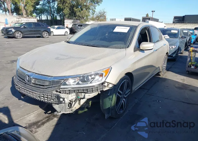 1HGCR2F37GA191003: 44566806