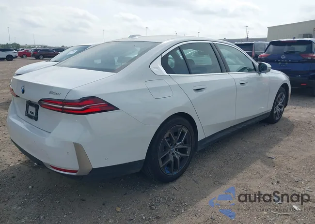 WBA43FJ0XTCV72932: 44566971