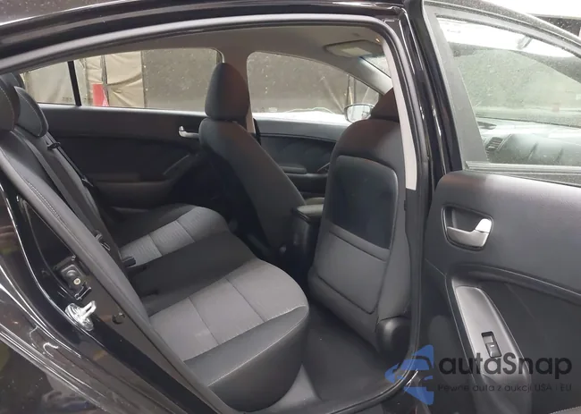 3KPFL4A73JE260728: 44567020