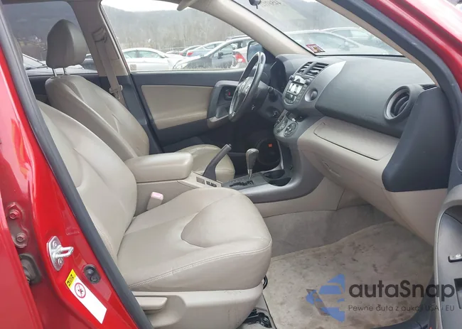 JTMBD31V176054620: 44567121