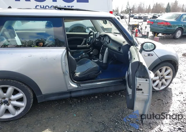 WMWRE33442TD55893: 44566285