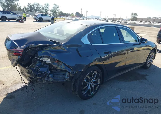 WBY13HG08SCS85708: 44566387