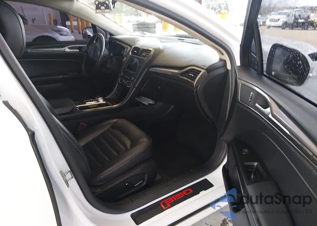 3FA6P0LU3HR399721: 44566394