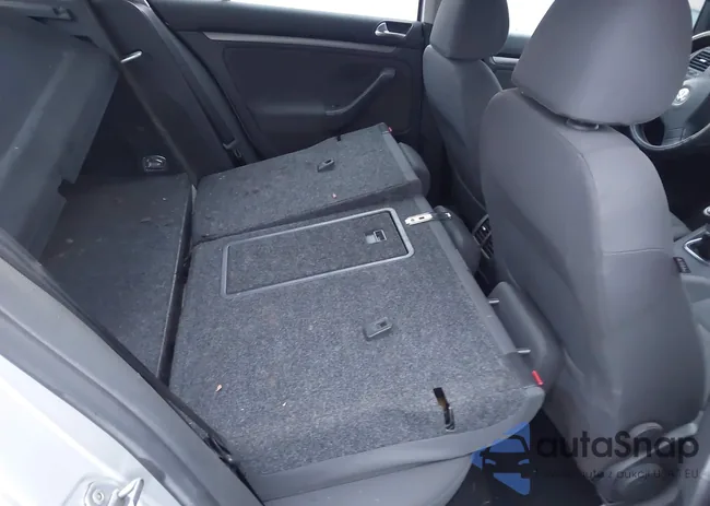 WVWCS71K47W019819: 44567602