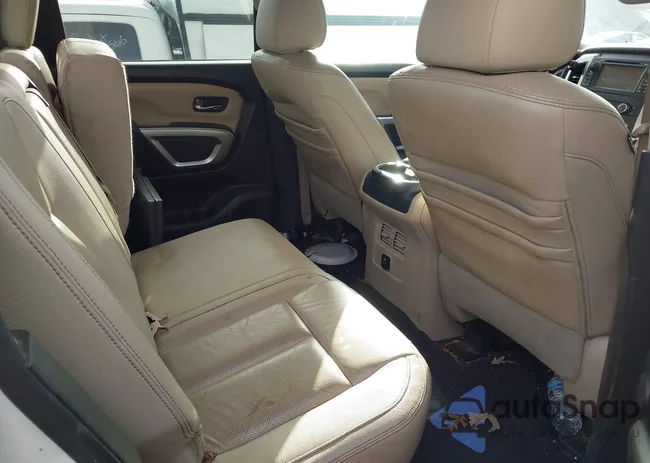 1N6BA1F41GN502421: 44567914