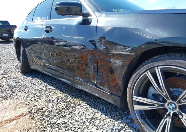 3MW5R7J00L8B37174: 44567931