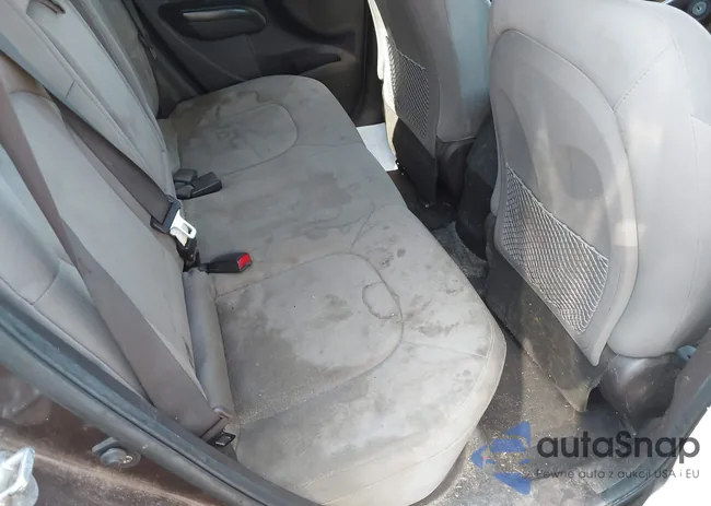 KM8JT3AF0EU833499: 44567970