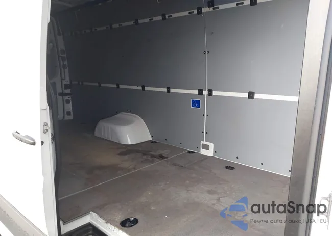 WD3PF1CD9HP400766: 44567980