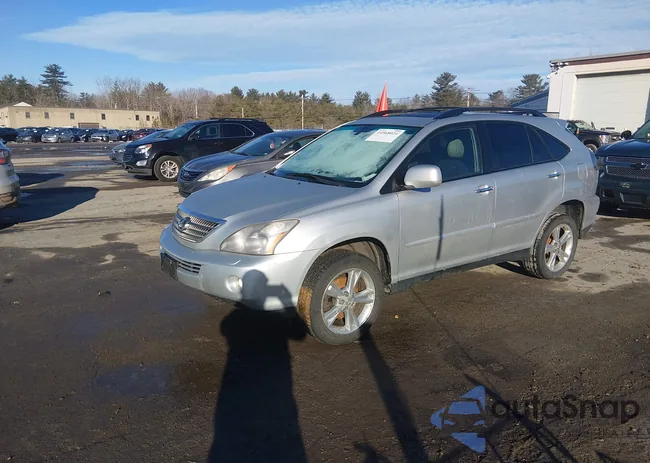 JTJHW31UX82063608: 44568024