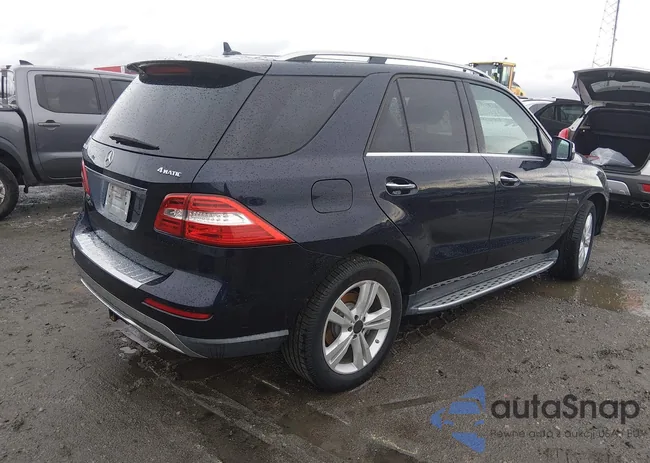 4JGDA5HB6CA042927: 44568034