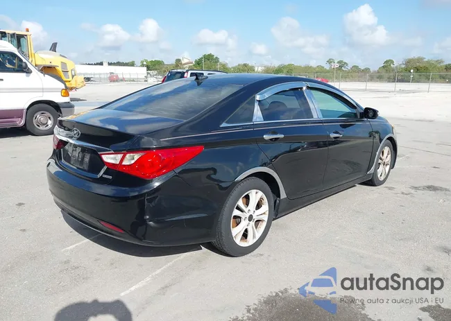 5NPEC4AC7BH014500: 44568060