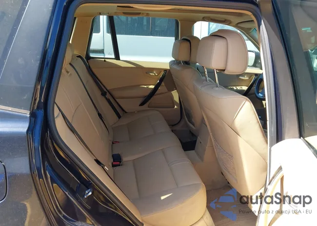 WBXPC9C40AWJ32959: 44568061