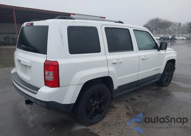 1C4NJPFB0CD707097: 44567206