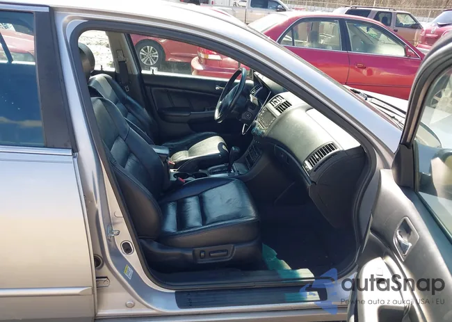 1HGCM66585A059114: 44567323