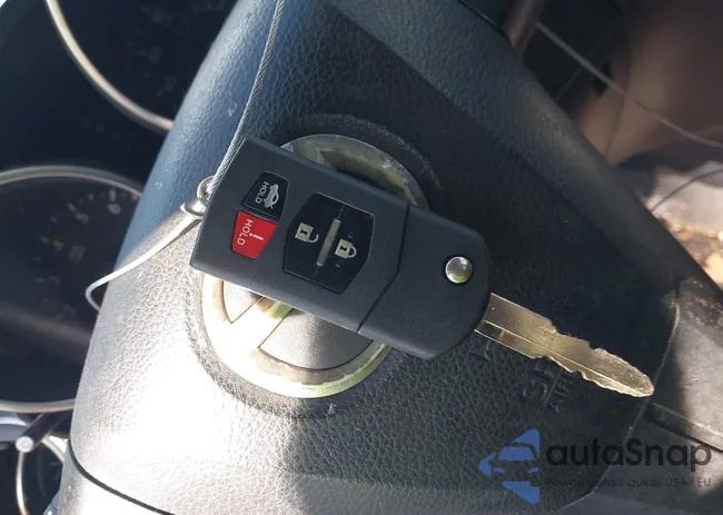 JM1BL1SF8A1195199: 44567491