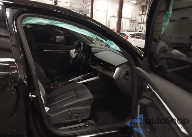 WAUGUDGY6NA027109: 44568554