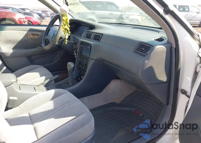 4T1BG22KX1U865157: 44568608