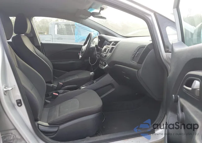 KNADM4A31F6501049: 44568752