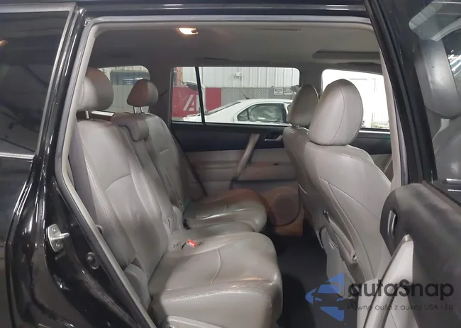 5TDBK3EH2CS112593: 44568818