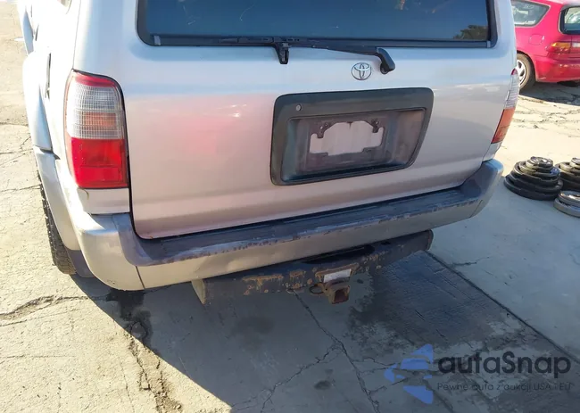 JT3GN87R6Y0156515: 44568829