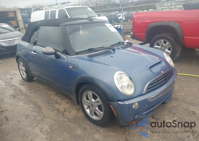 WMWRF33526TG15493: 44568947