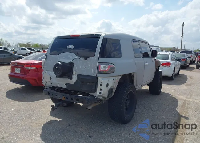 JTEBU11F18K011509: 44569086