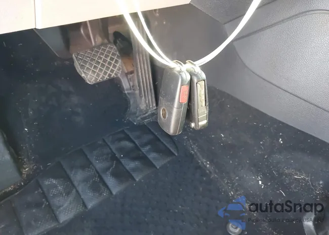 3VWDB7AJ6HM331070: 44568344