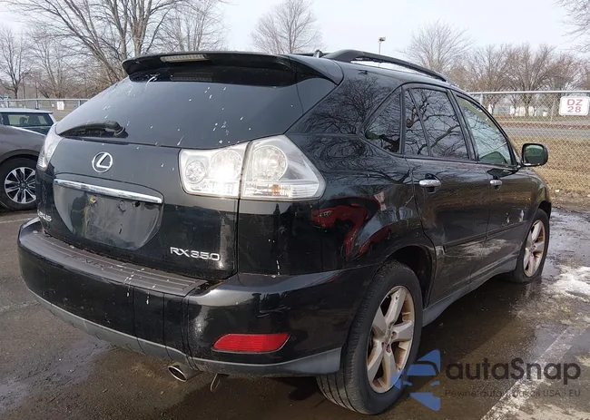 2T2HK31U18C059796: 44568504