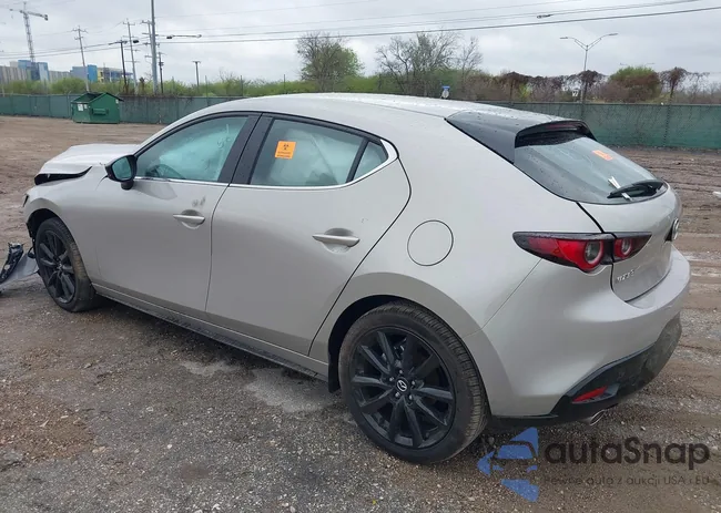 JM1BPAKL2T1858442: 44569609