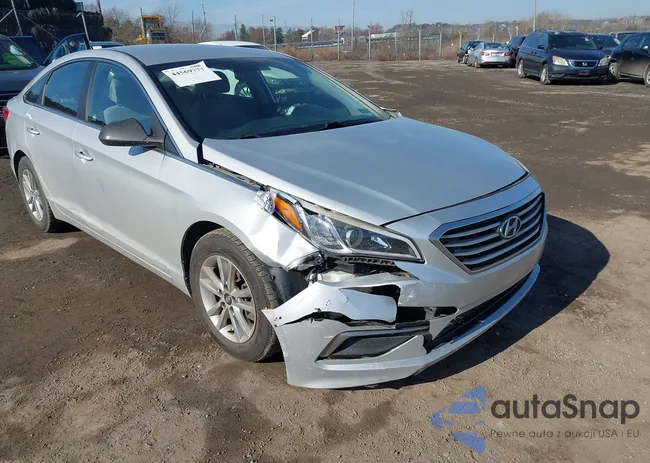 5NPE24AF8FH031793: 44569777