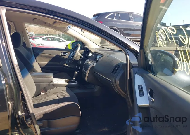 JN8AZ1MW7AW124946: 44569782