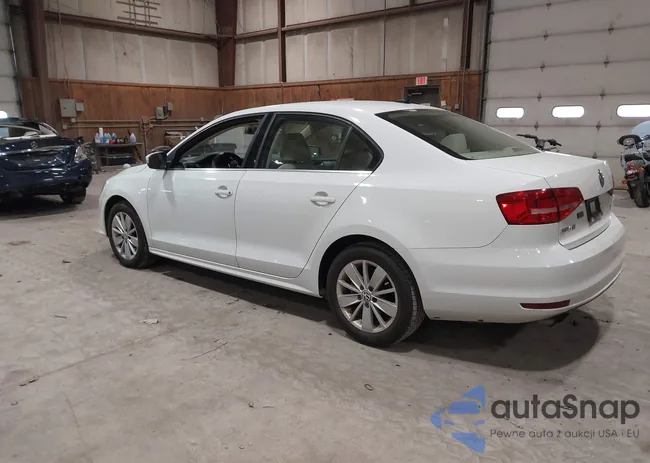 3VWD17AJ4FM420989: 44569798