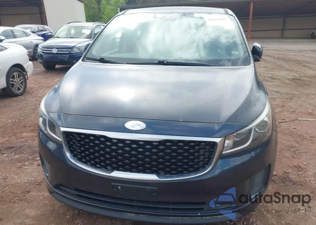 KNDMB5C16H6231684: 44569853