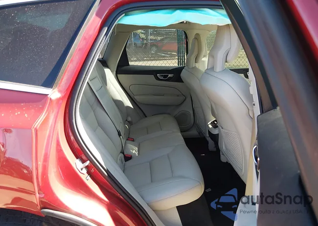 YV4102RL2J1011944: 44569869